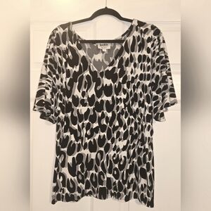 Leota 1X Leopard Blouse